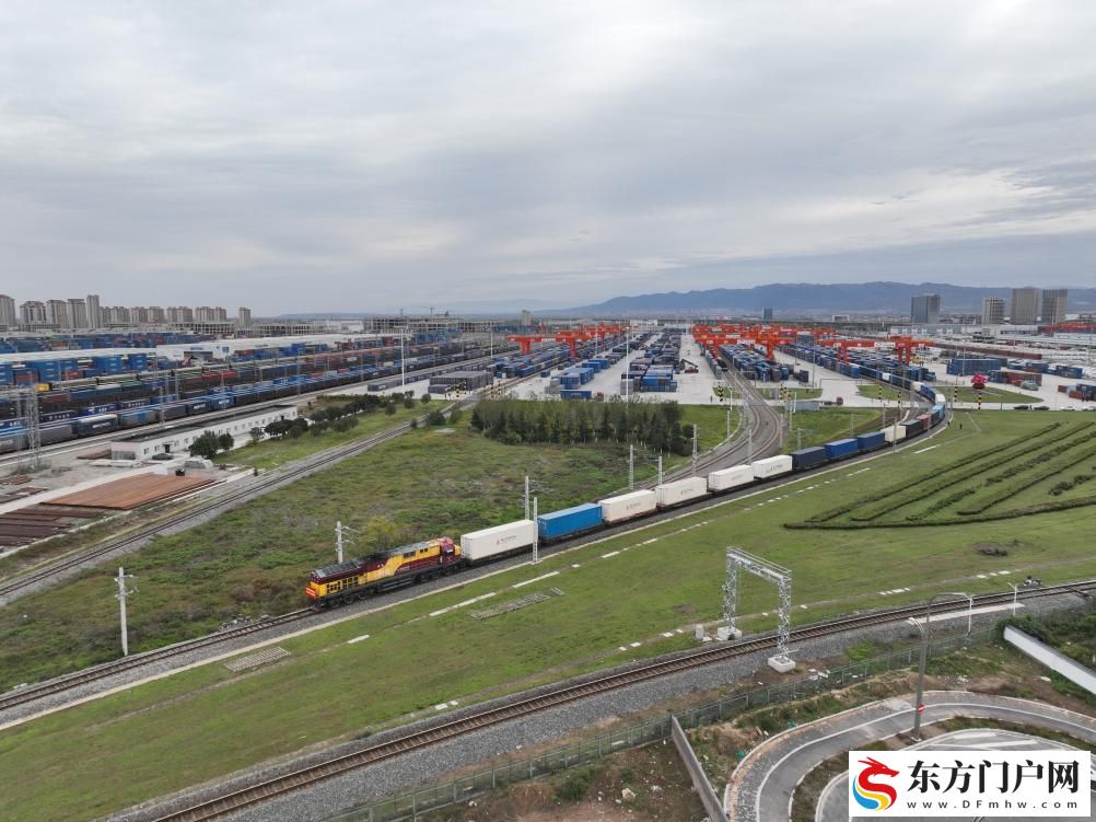 在西安,看中欧班列如何跑出“加速度”(图2) 在西安,看中欧班列如何跑出“加速度”(图2)