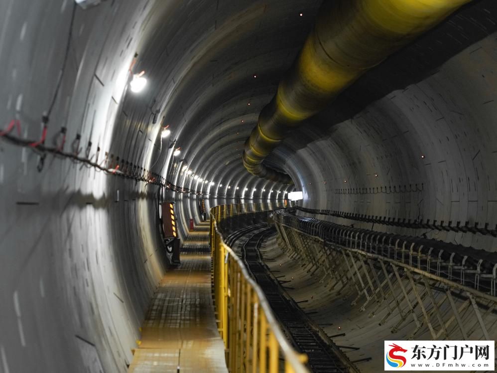 宁芜铁路扩能改造工程南京南隧道盾构段贯通(图3)