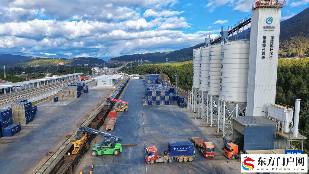 一条“云岭天路”串起的幸福密码(图4) 一条“云岭天路”串起的幸福密码(图4)