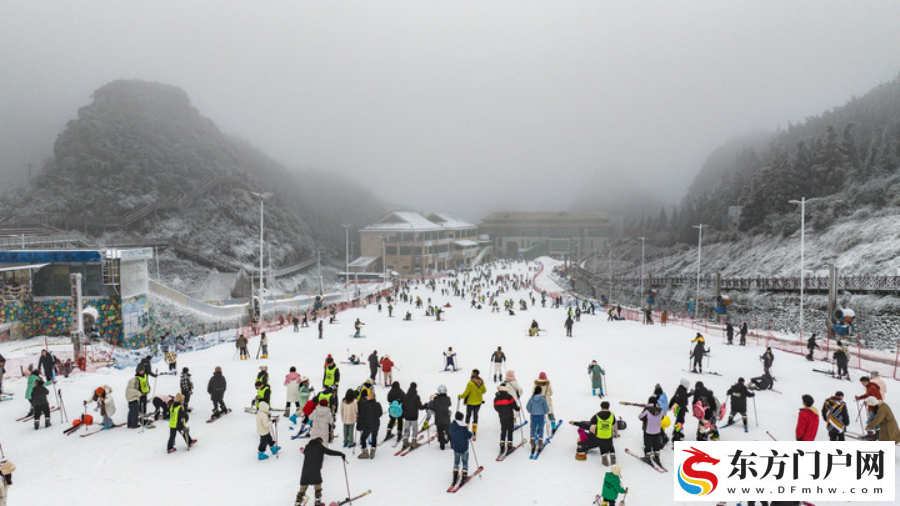 打造“多彩贵州”文旅新品牌——贵州推动旅游产业高质量发展观察(图4) 打造“多彩贵州”文旅新品牌——贵州推动旅游产业高质量发展观察(图4)