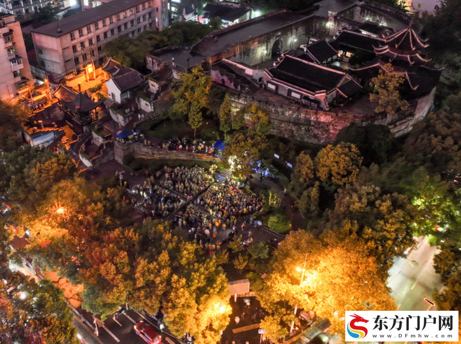 打造“多彩贵州”文旅新品牌——贵州推动旅游产业高质量发展观察(图3) 打造“多彩贵州”文旅新品牌——贵州推动旅游产业高质量发展观察(图3)