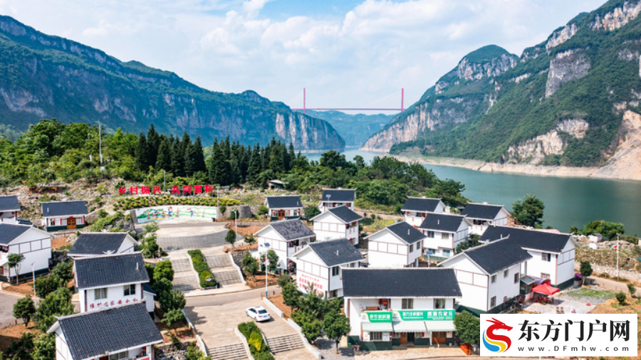 打造“多彩贵州”文旅新品牌——贵州推动旅游产业高质量发展观察(图7) 打造“多彩贵州”文旅新品牌——贵州推动旅游产业高质量发展观察(图7)