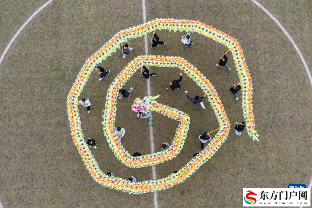 青春在龙舞中绽放(图9)