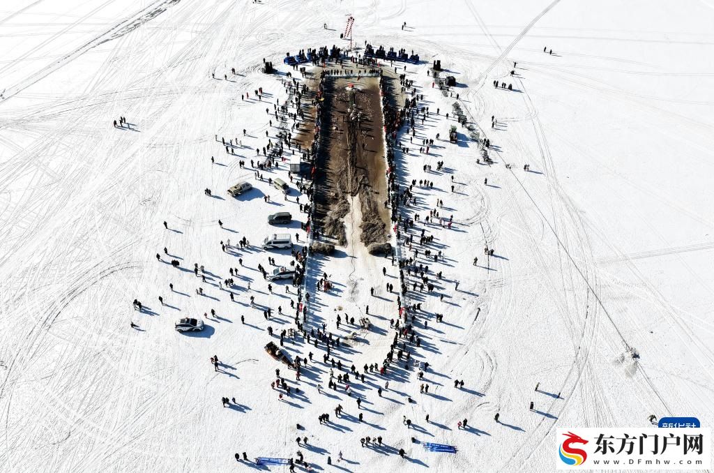 呼和浩特：哈素海第四届冬捕节开幕(图3)