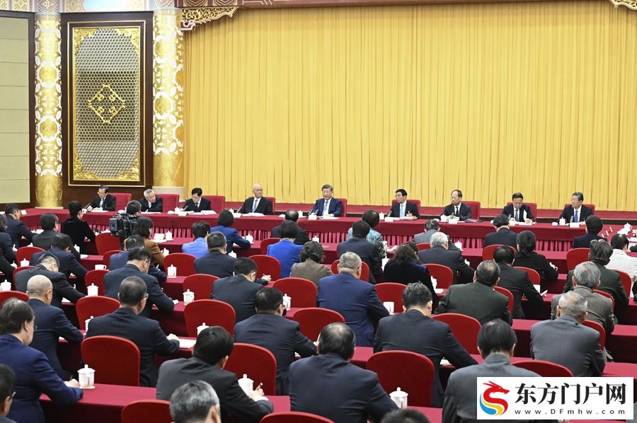 近平看望参加政协会议的农工党九三学社医药卫生界社会福利和社会保障界委员(图6)