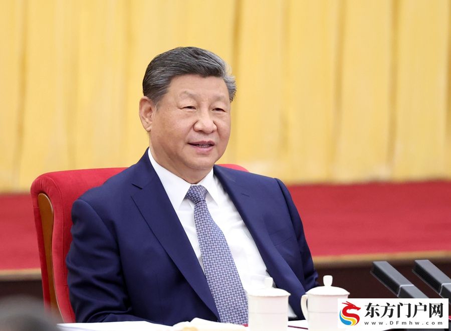 近平看望参加政协会议的农工党九三学社医药卫生界社会福利和社会保障界委员(图5)