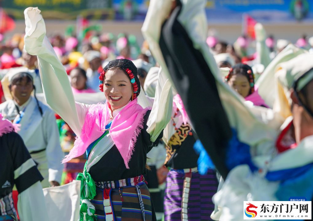 西藏那曲恰青赛马节启幕(图10) 西藏那曲恰青赛马节启幕(图10)