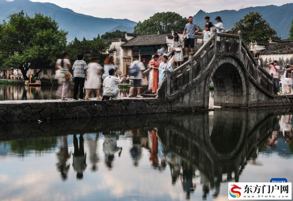 安徽宏村：藏在傍晚的诗情画意(图1)