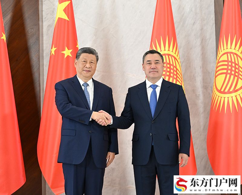 习近平同吉尔吉斯斯坦总统扎帕罗夫会谈(图3) 习近平同吉尔吉斯斯坦总统扎帕罗夫会谈(图3)