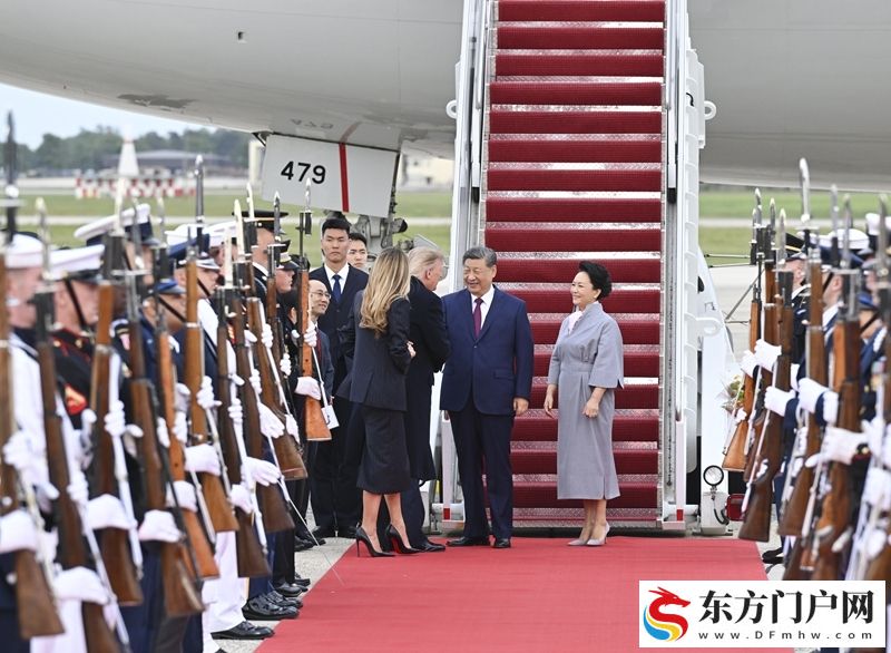 习近平抵达华盛顿对美国进行国事访问(图2) 习近平抵达华盛顿对美国进行国事访问(图2)