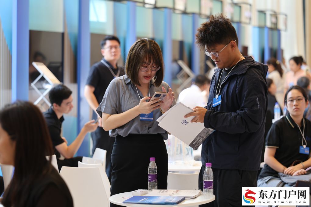 中国民营企业加速融入全球市场(图1) 中国民营企业加速融入全球市场(图1)