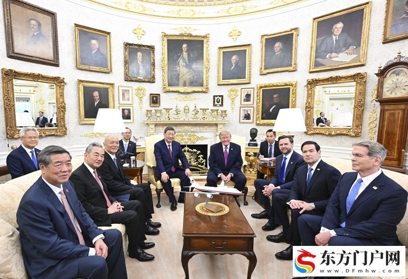 习近平出席美国总统特朗普在白宫举行的欢迎仪式(图28) 习近平出席美国总统特朗普在白宫举行的欢迎仪式(图28)