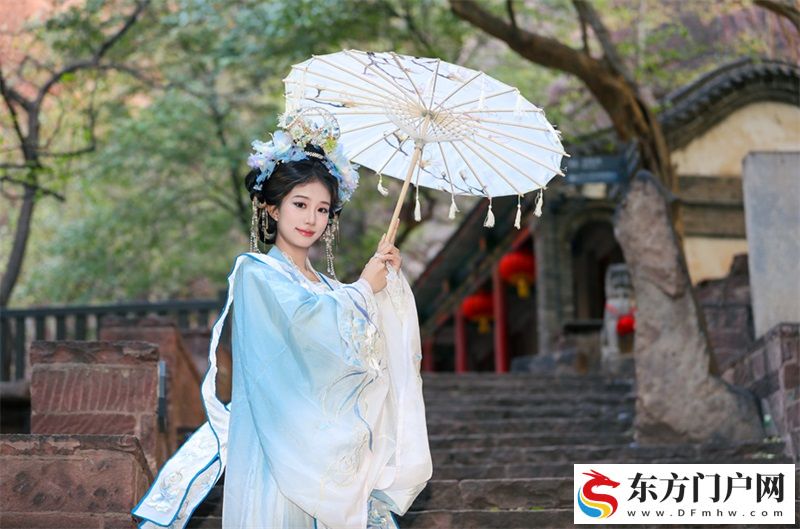 一袭汉服游苍岩(图2)